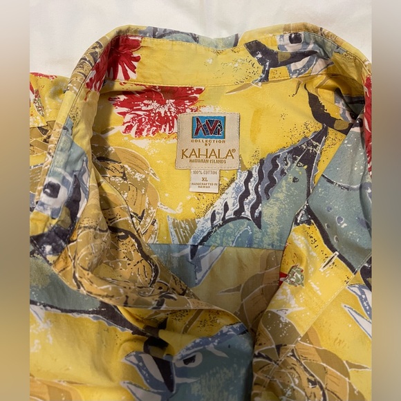 🌺 KAHALA Men’s Hawaiian Big Fish Button Up Aloha Shirt Size XL - Picture 3 of 3